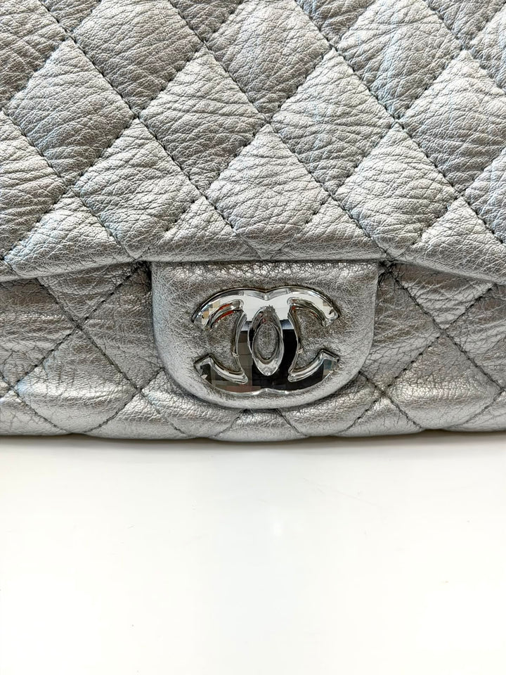 CHANEL CRINKLED METALLIC CALFSKIN QUILTED "ON THE ROCKS" MEDIUM FLAP BAG