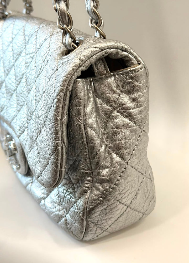 CHANEL CRINKLED METALLIC CALFSKIN QUILTED "ON THE ROCKS" MEDIUM FLAP BAG