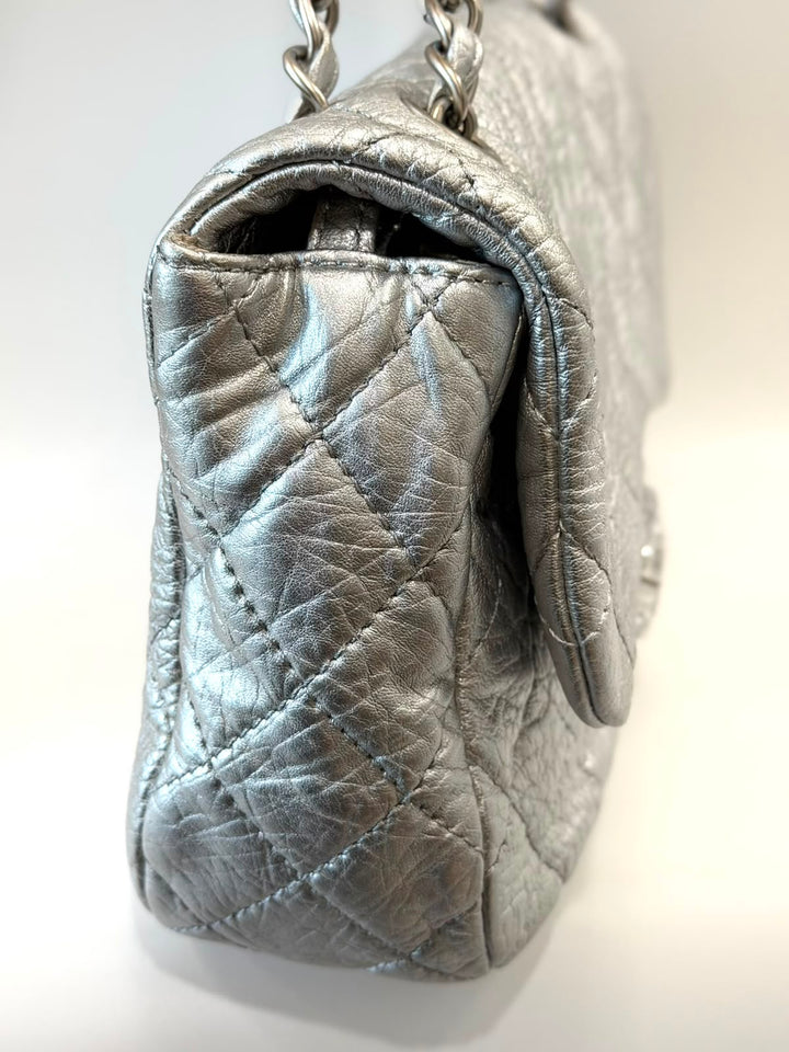 CHANEL CRINKLED METALLIC CALFSKIN QUILTED "ON THE ROCKS" MEDIUM FLAP BAG