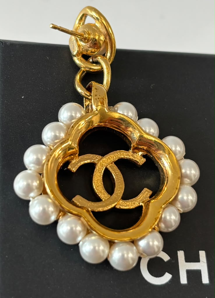 CHANEL CAMBON BOUCLES D&