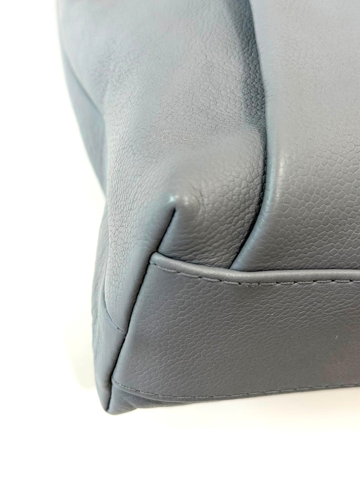 CHANEL CC CAVIAR LEATHER TUCK TOTE BAG