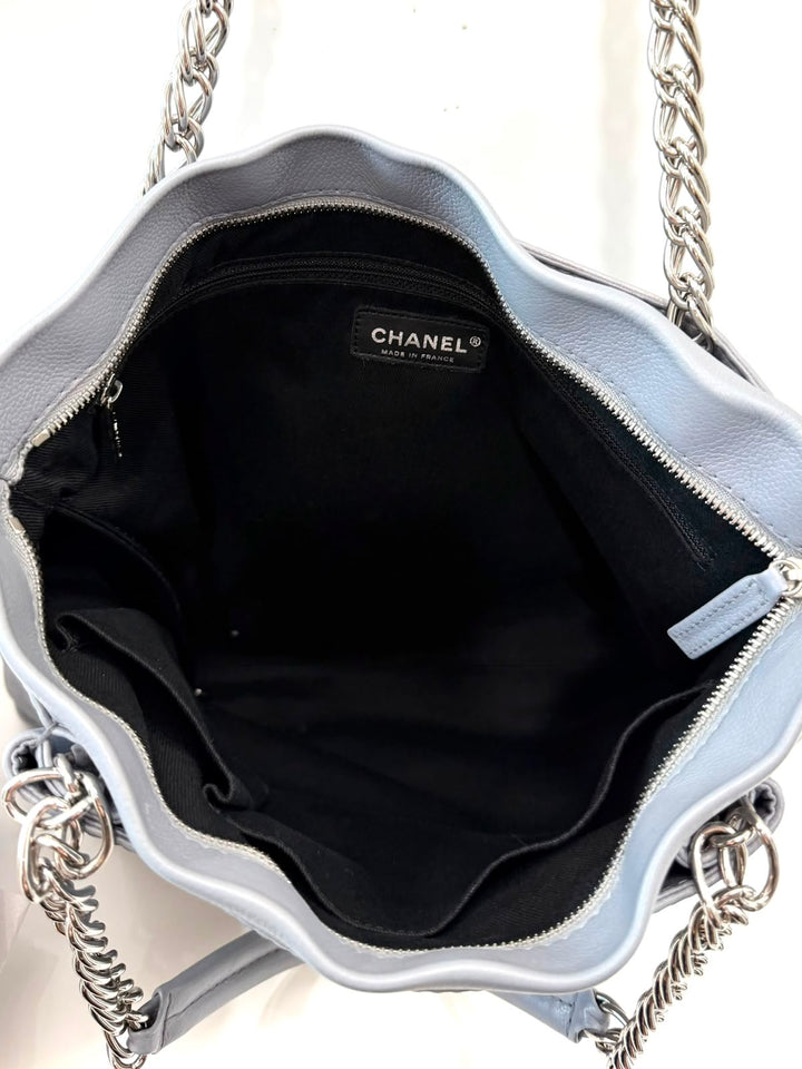CHANEL CC CAVIAR LEATHER TUCK TOTE BAG
