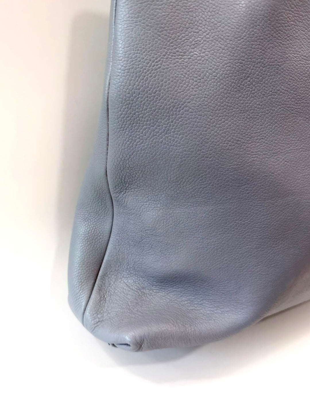 CHANEL CC CAVIAR LEATHER TUCK TOTE BAG