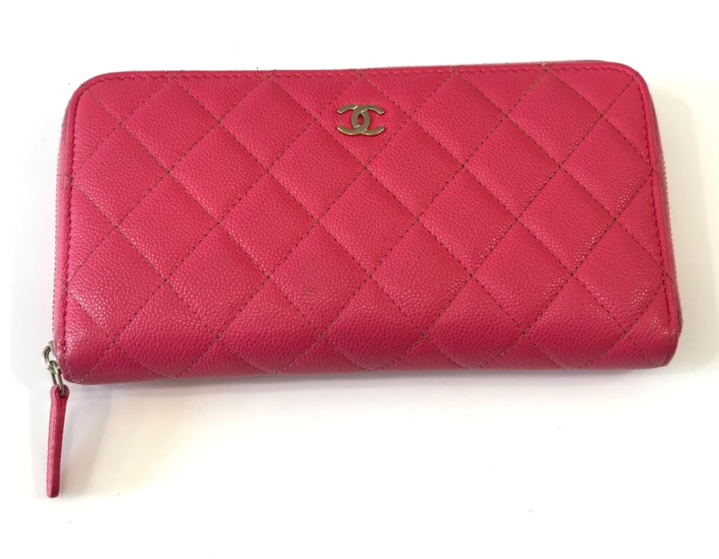 CHANEL CAVIAR QUILTED LARGE GUSSET ZIP AROUND WALLET
