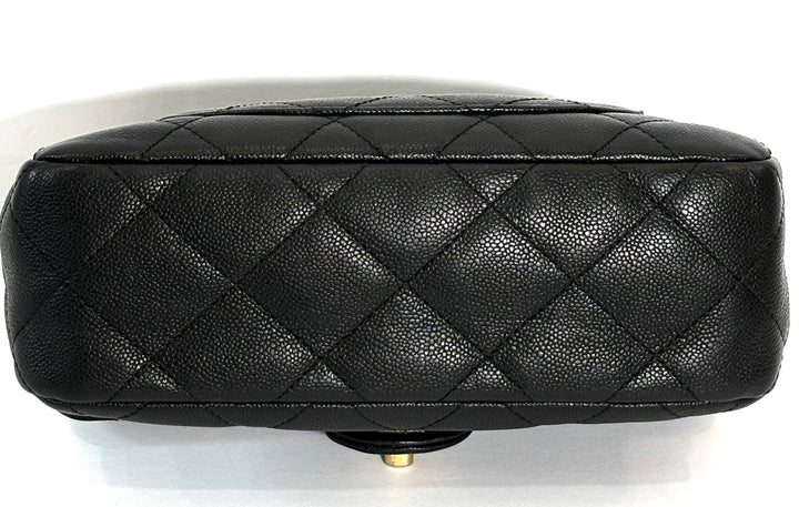CHANEL CAVIAR QUILTED SWEETHEART MINI FLAP BAG