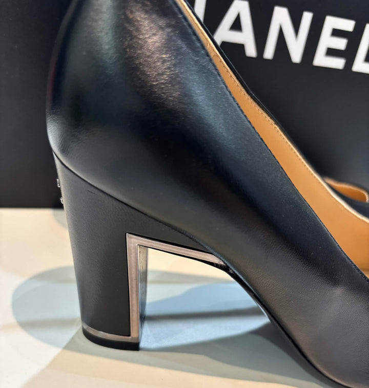 CHANEL CC CAP TOE BLOCK HEEL PUMPS