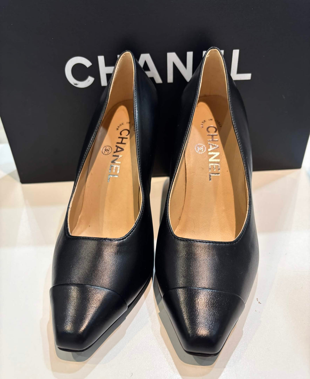 CHANEL CC CAP TOE BLOCK HEEL PUMPS