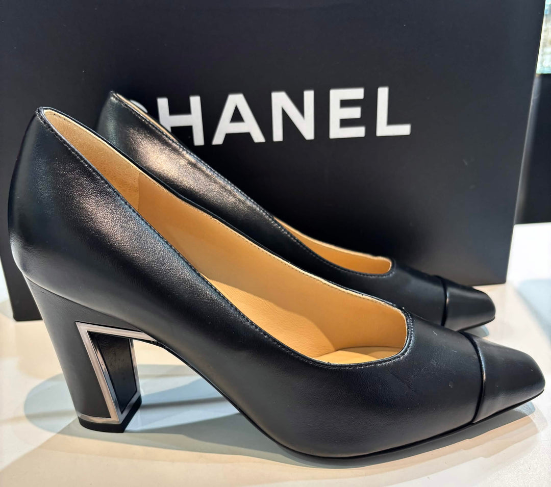 CHANEL CC CAP TOE BLOCK HEEL PUMPS