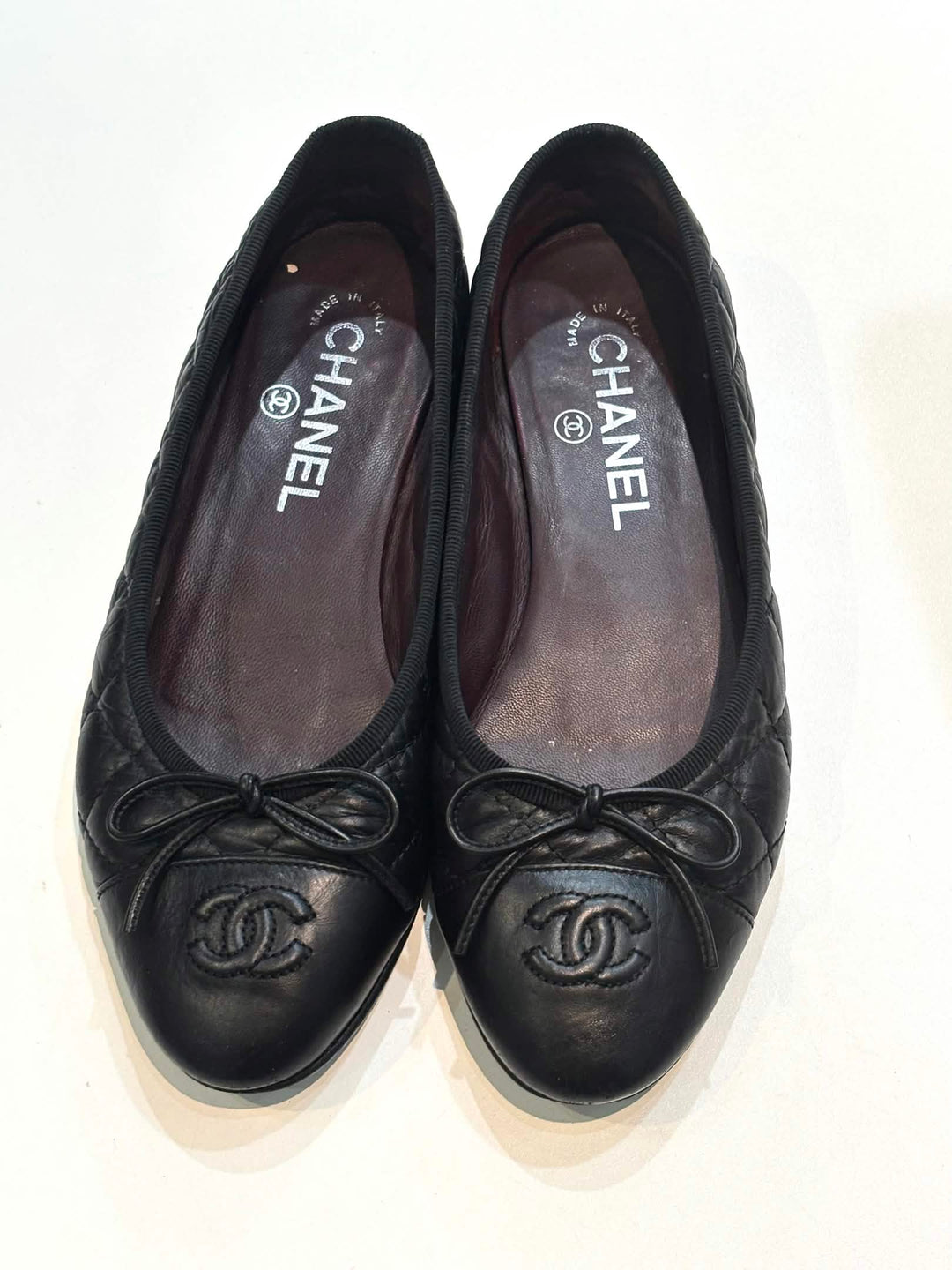 CHANEL CC QUILTED BOW BALLET FLATS
