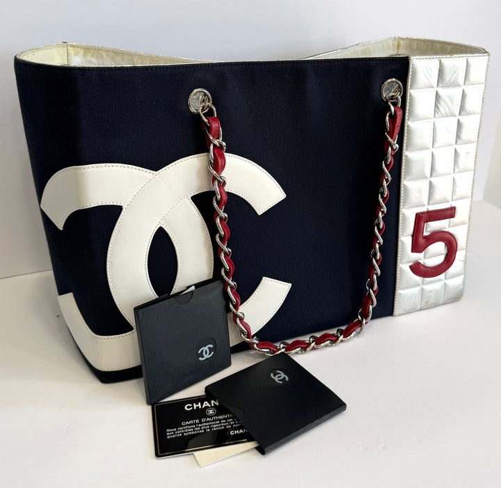 CHANEL N°5 CHOCO BAR CHAIN SHOPPER TOTE BAG