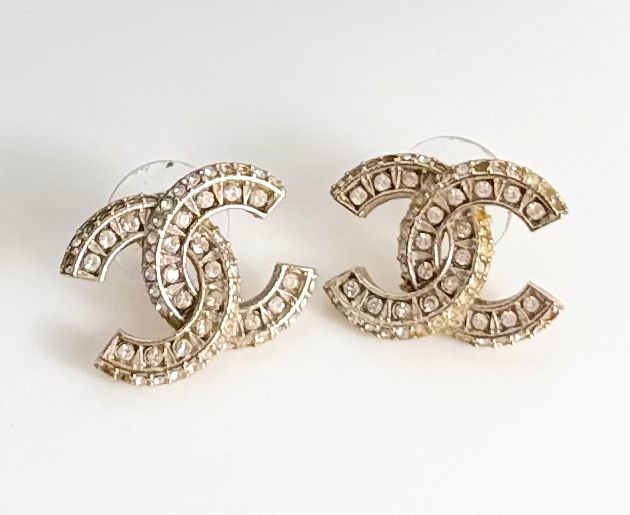 CHANEL TIMELESS CC STRASS RESIN CRYSTAL EARRINGS
