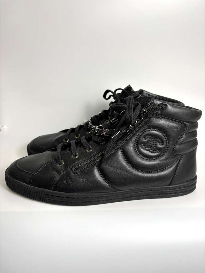 CHANEL COCO MARK CALFSKIN CHAIN ACCENT HIGH-TOP MEN&