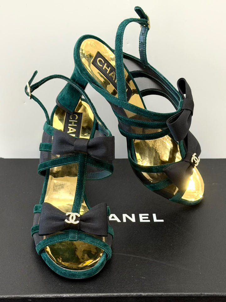 CHANEL INTERLOCKING CC LOGO VELVET SLINGBACK SANDALS