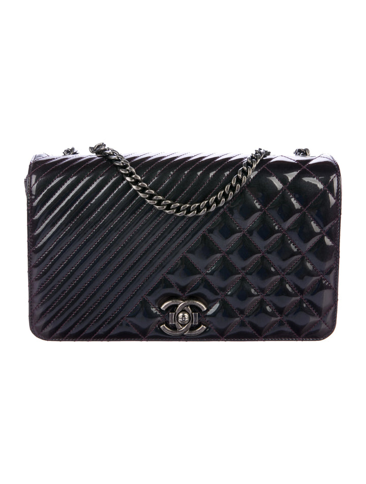 CHANEL MEDIUM FLAP BLACK LEATHER BAG
