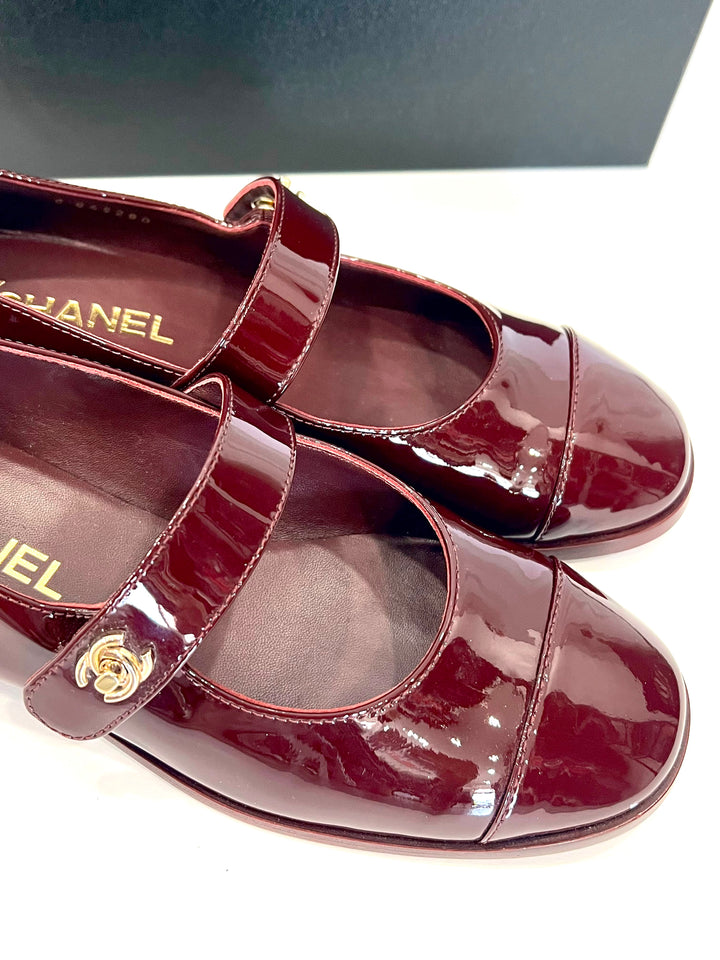 CHANEL CC PATENT CALF LEATHER  MARY JANE FLATS
