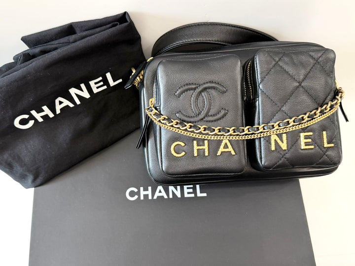 CHANEL QUILTED CALFSKIN DOUBLE POCKET LARGE CAMERA BAG