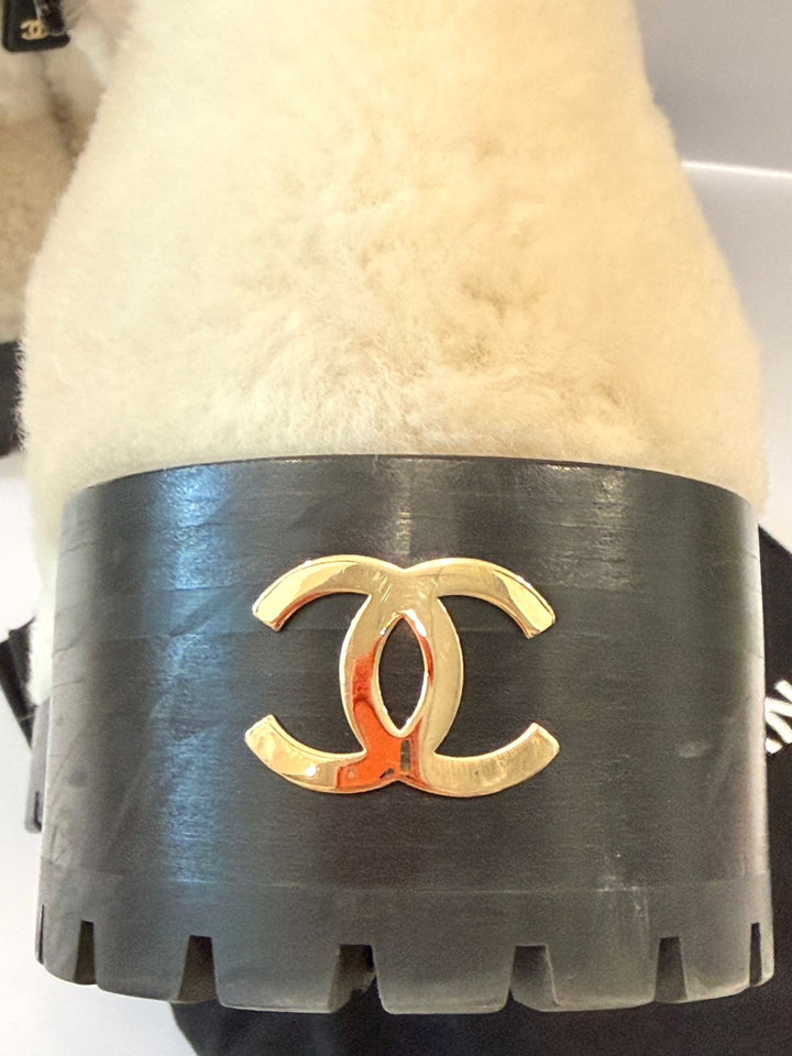 CHANEL SHEARLING LAMBSKIN CC LOGO ANKLE WINTER BOOTS
