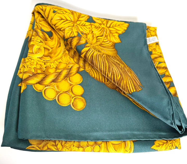 CHANEL GREEN FOLIAGE SILK SCARF