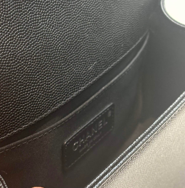 CHANEL SMALL CAVIAR QUILTED BOY SHOULDER BAG
