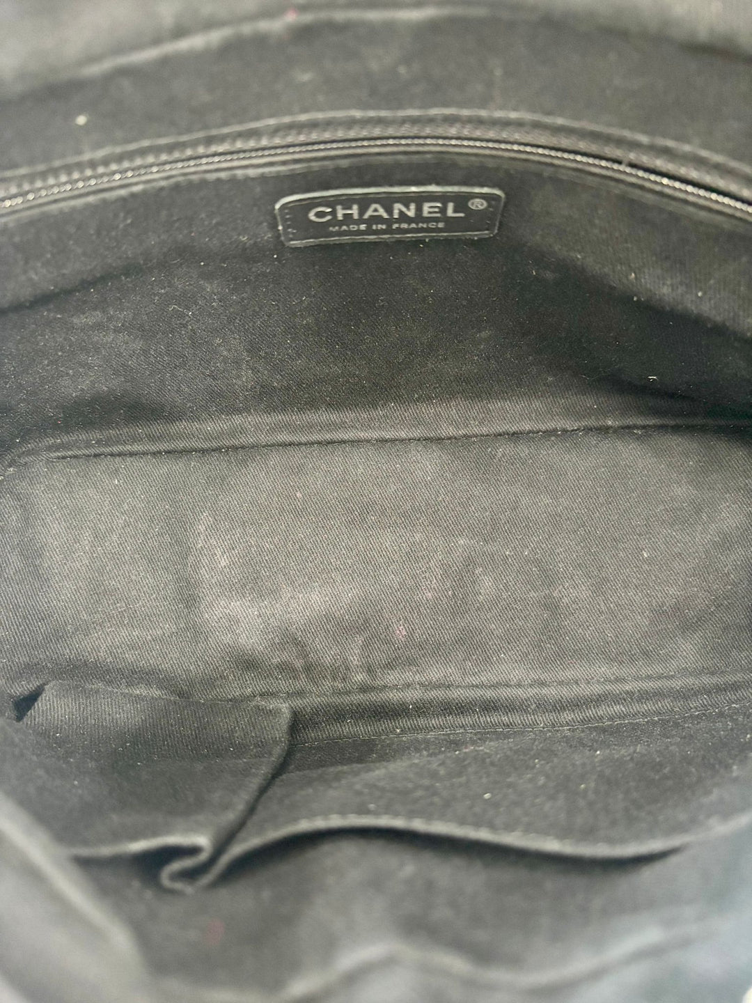 CHANEL TWEED EASY FLAP BAG