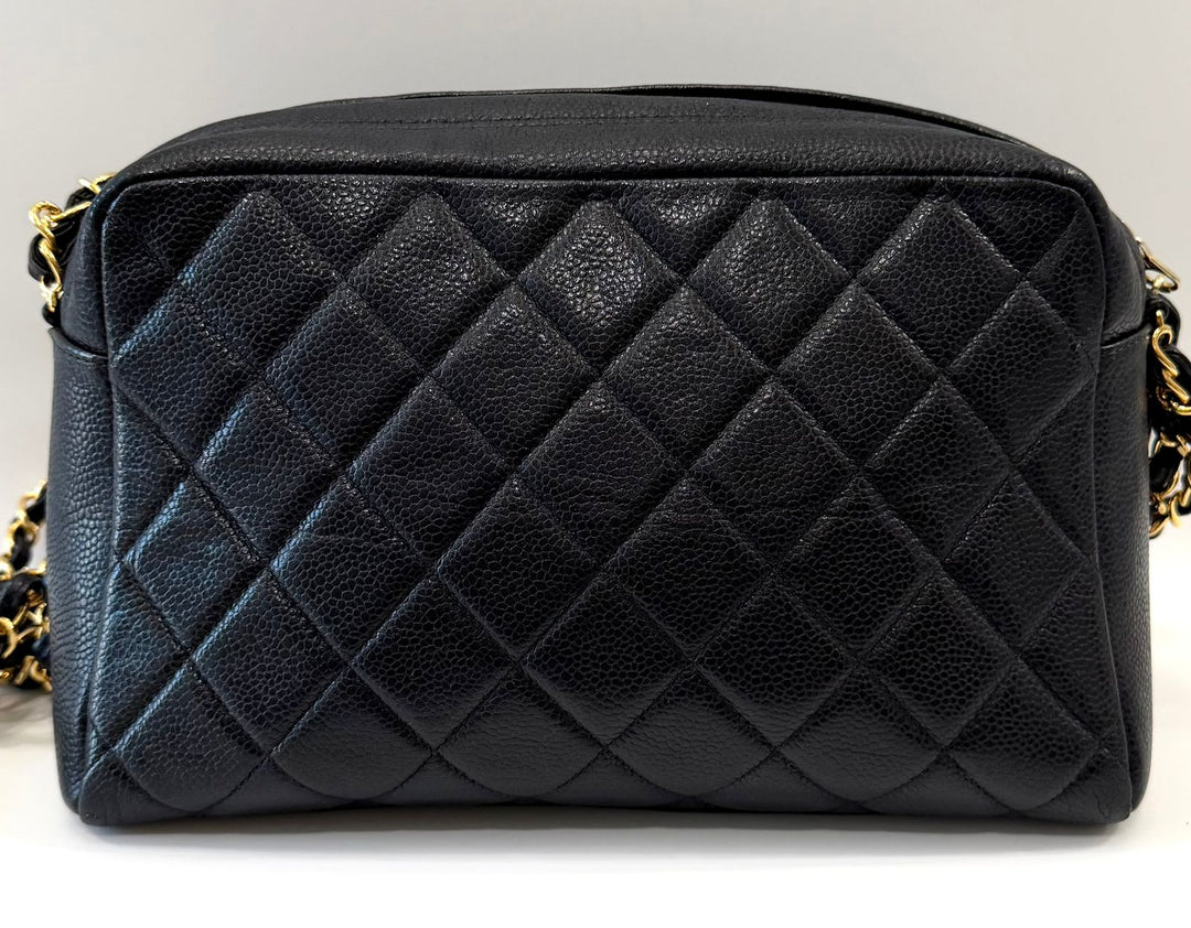 CHANEL QUILTED CAVIAR LEATHER VINTAGE CAMERA BAG