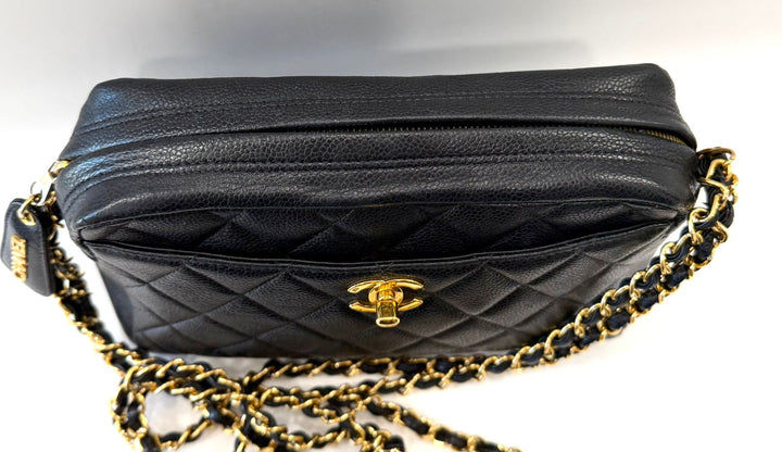 CHANEL QUILTED CAVIAR LEATHER VINTAGE CAMERA BAG