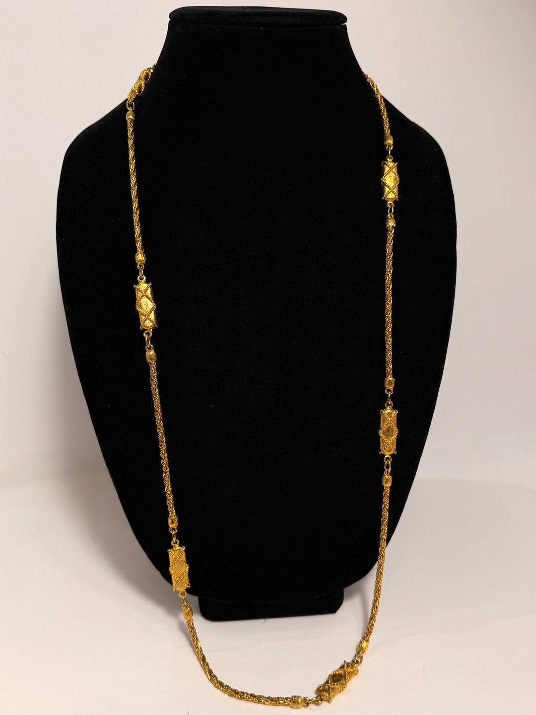 CHANEL VINTAGE GOLD PLATED NECKLACE