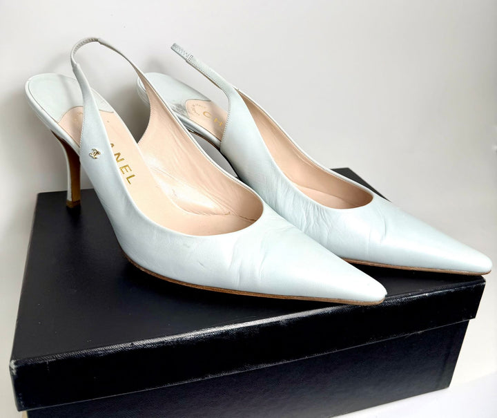 CHANEL VINTAGE LAMBSKIN LEATHER SLINGBACK PUMPS