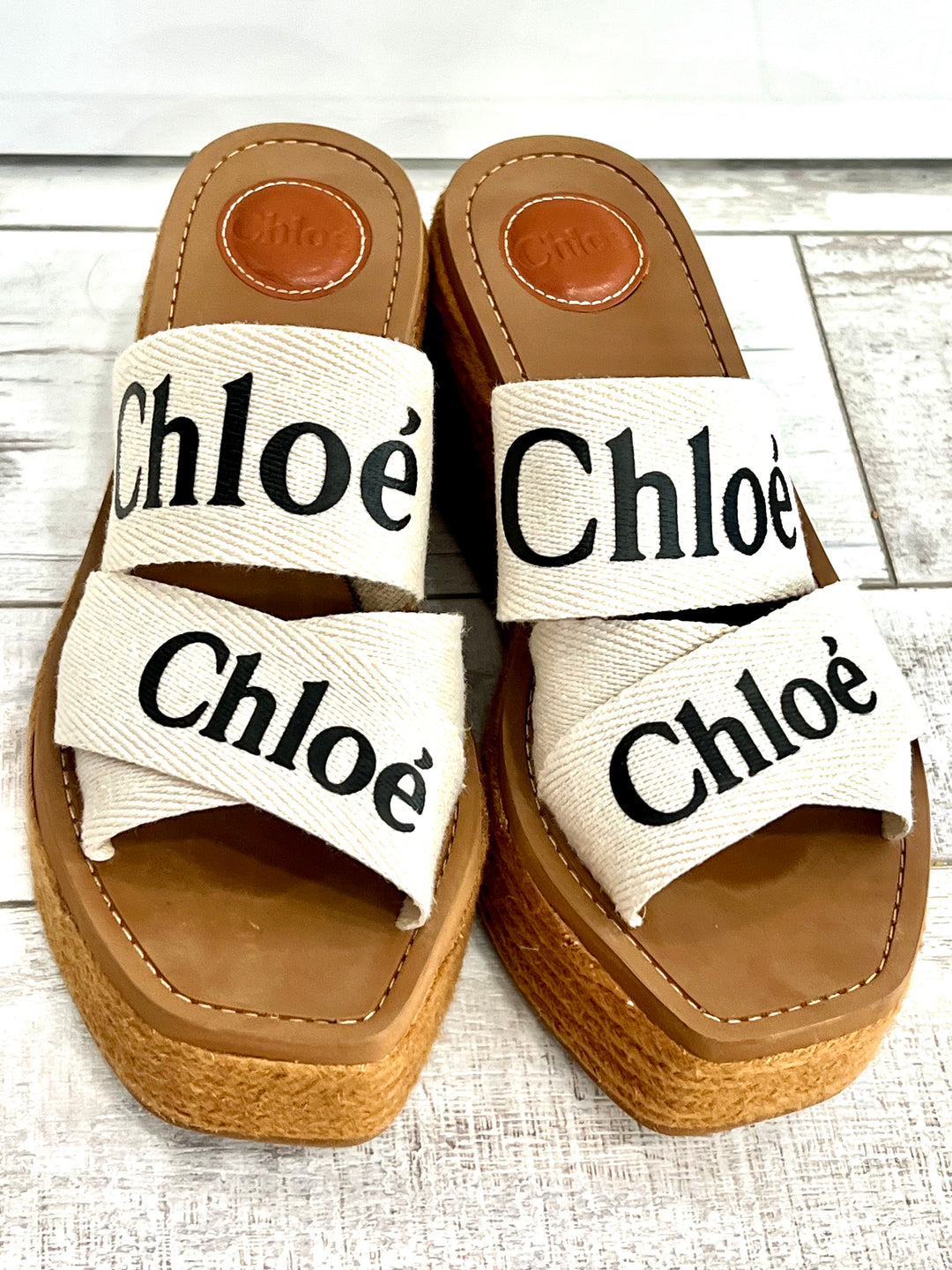 CHLOÉ CANVAS LOGO PRINT WOODY WEDGE PLATFORM SLIDE MULES
