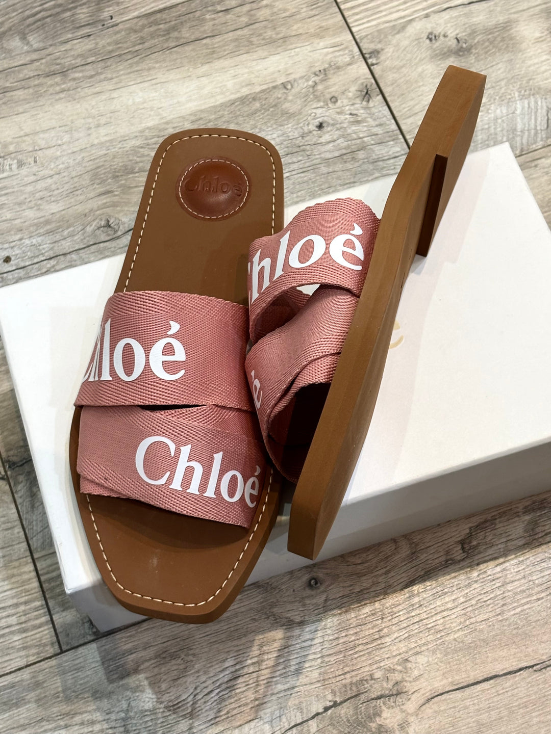 CHLOÉ LOGO WOODY FLAT MULES