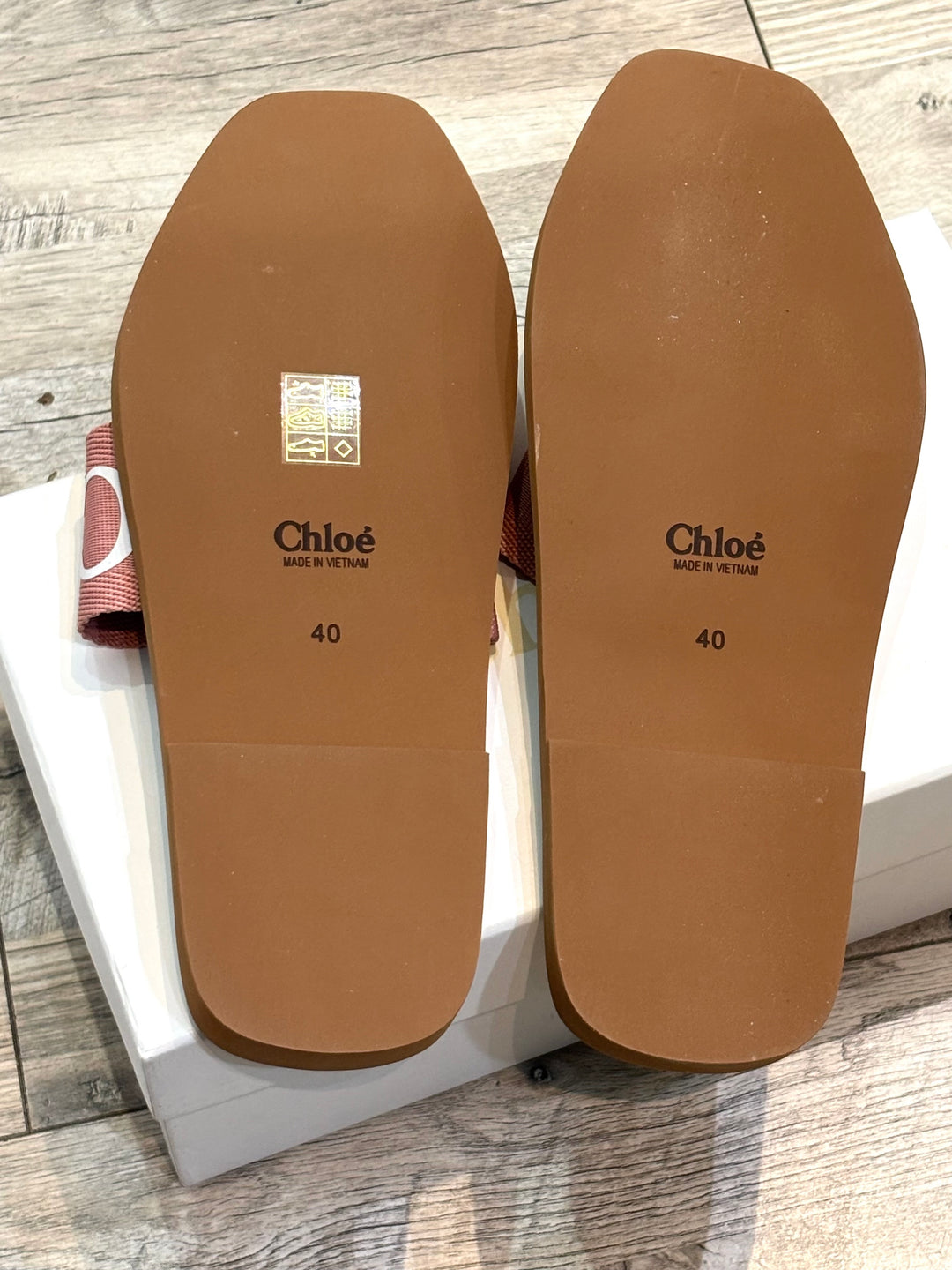CHLOÉ LOGO WOODY FLAT MULES