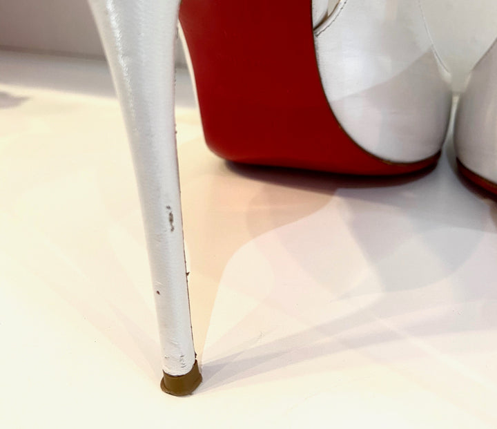 CHRISTIAN LOUBOUTIN MASCARA LEATHER PUMPS