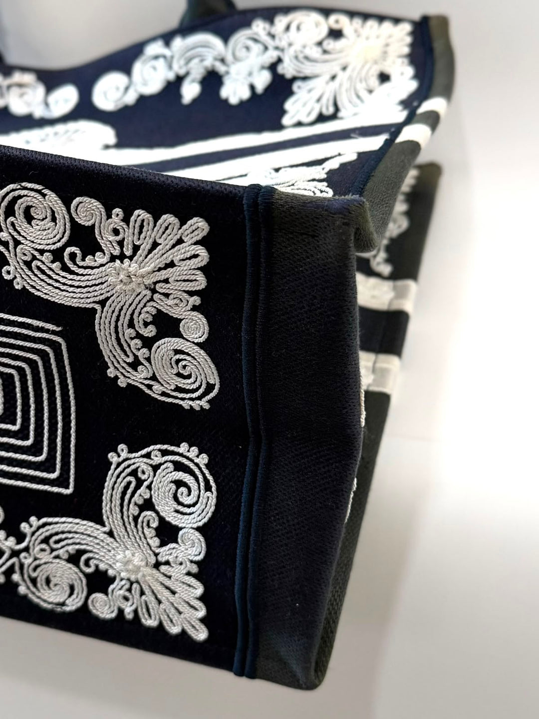 CHRISTIAN DIOR EMBROIDERED LARGE BOOK TOTE BAG