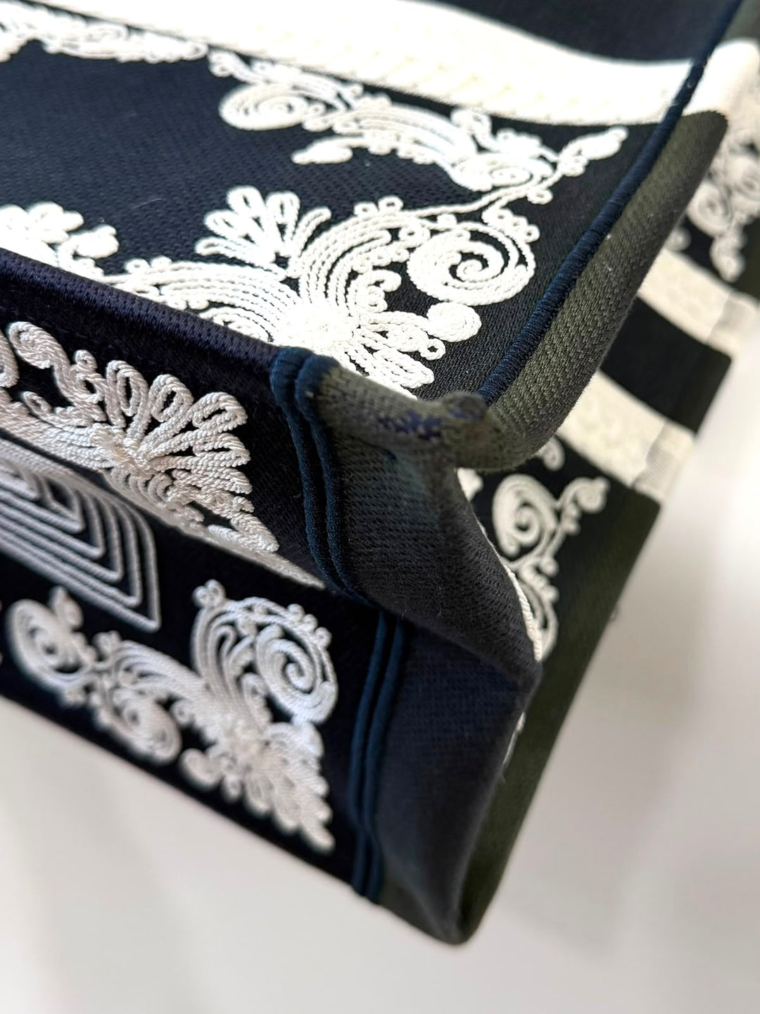 CHRISTIAN DIOR EMBROIDERED LARGE BOOK TOTE BAG