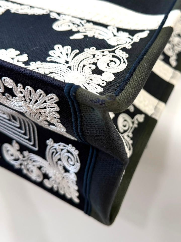 CHRISTIAN DIOR EMBROIDERED LARGE BOOK TOTE BAG