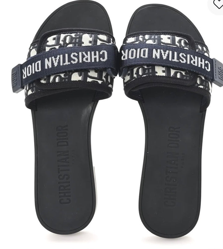 CHRISTIAN DIOR DIO(R)EVOLUTION DIOR OBLIQUE MULES