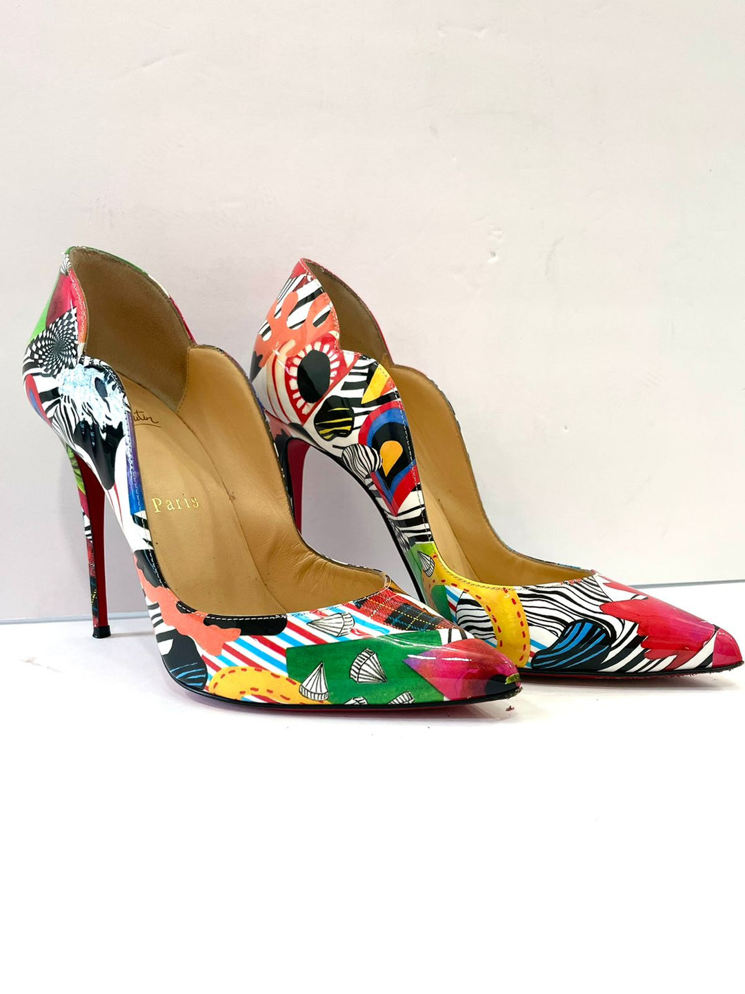 LOUBOUTIN MULTICOLOR PRINT HOT CHIC SAPEUR PATENT PUMPS