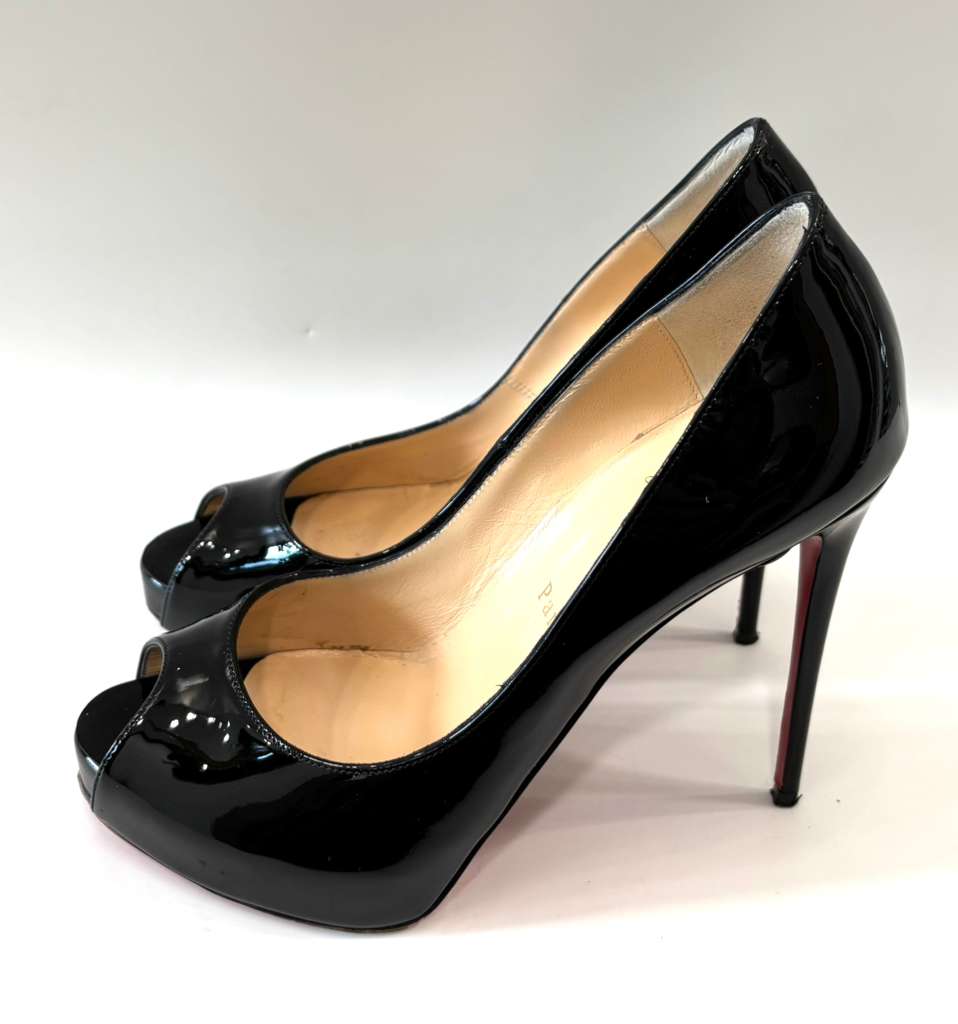 LOUBOUTIN PATENT LEATHER VERY PRIVE PEEP TOE PUMPS