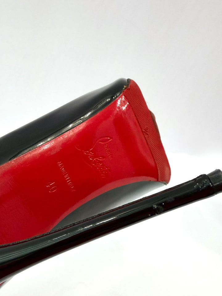 CHRISTIAN LOUBOUTIN SO KATE PATENT LEATHER PUMPS