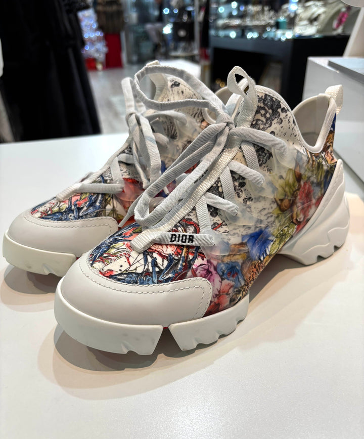 CHRISTIAN_DIOR_D-