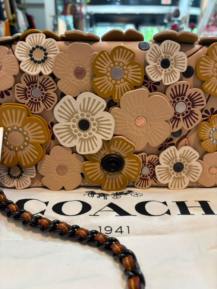 COACH TEA ROSE APPLIQUÉ DINKY LEATHER BAG