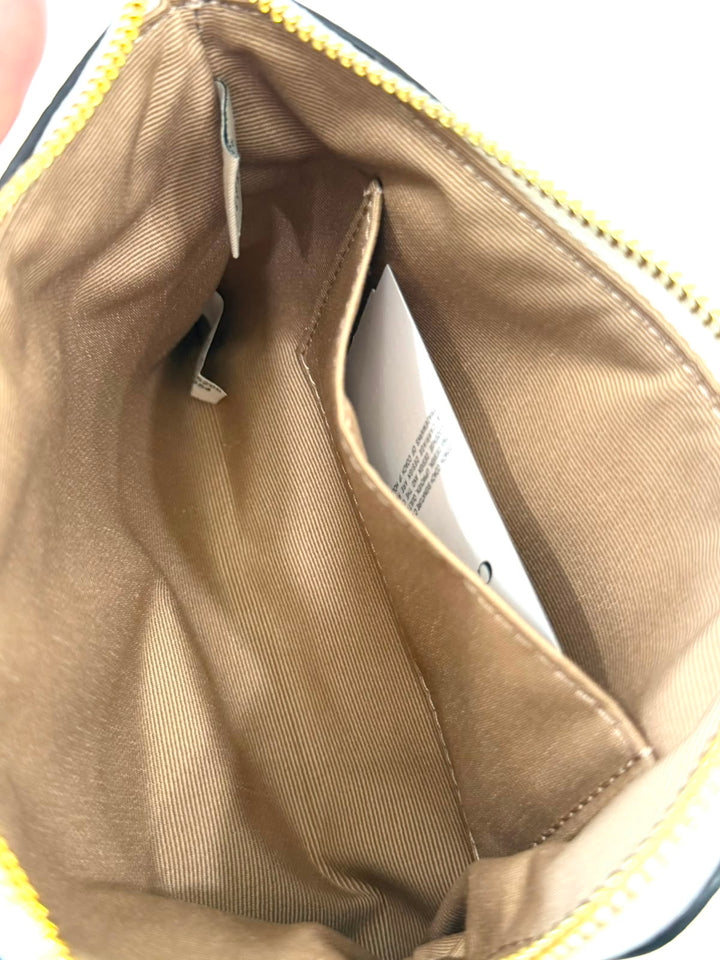 COACH SIGNATURE CANVAS ZIP WRISTLET