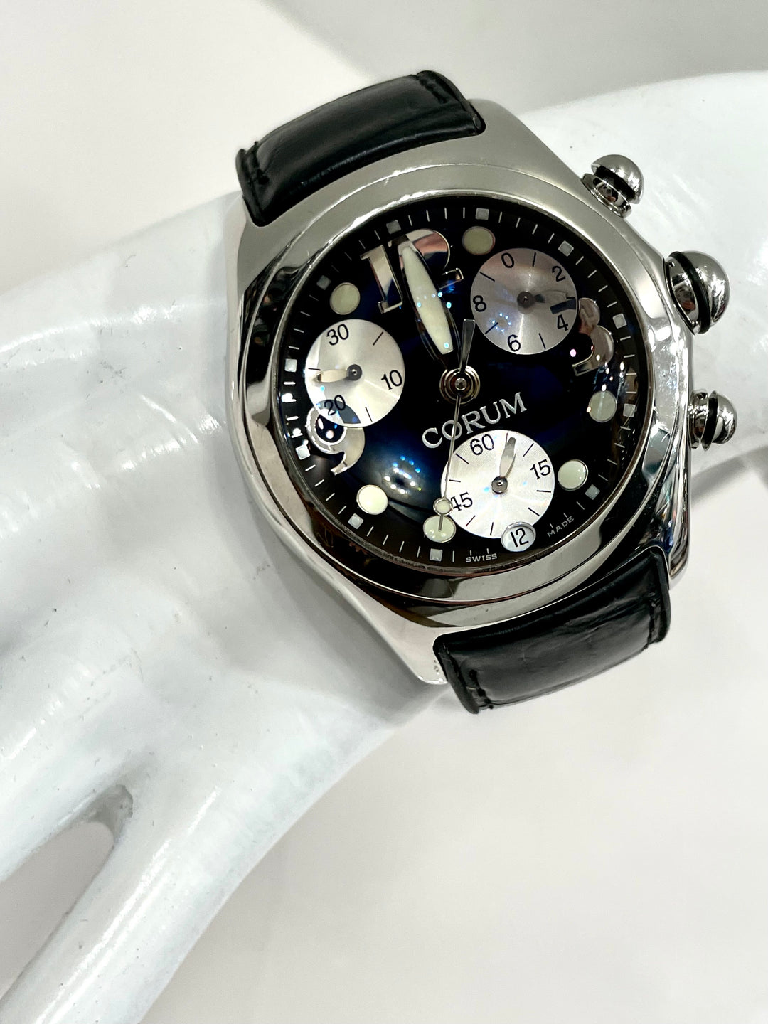 CORUM BUBBLE CHRONOGRAPH QUARTZ WATCH-BLACK
