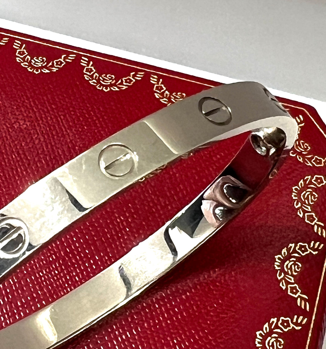 CARTIER 18K WHITE GOLD LOVE BRACELET
