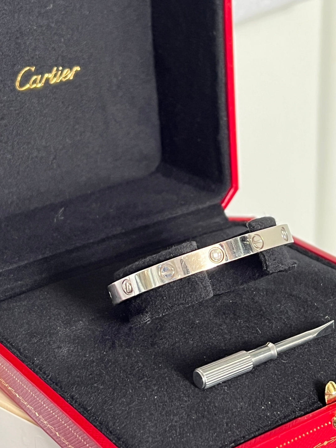CARTIER 4 DIAMOND 18K WHITE GOLD LOVE BRACELET