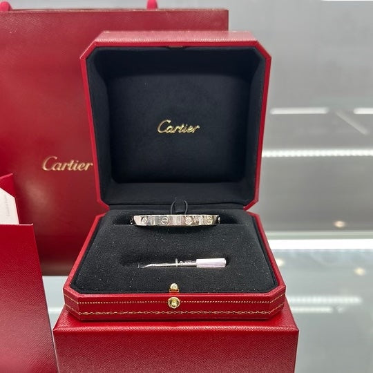 CARTIER 4 DIAMOND 18K WHITE GOLD LOVE BRACELET
