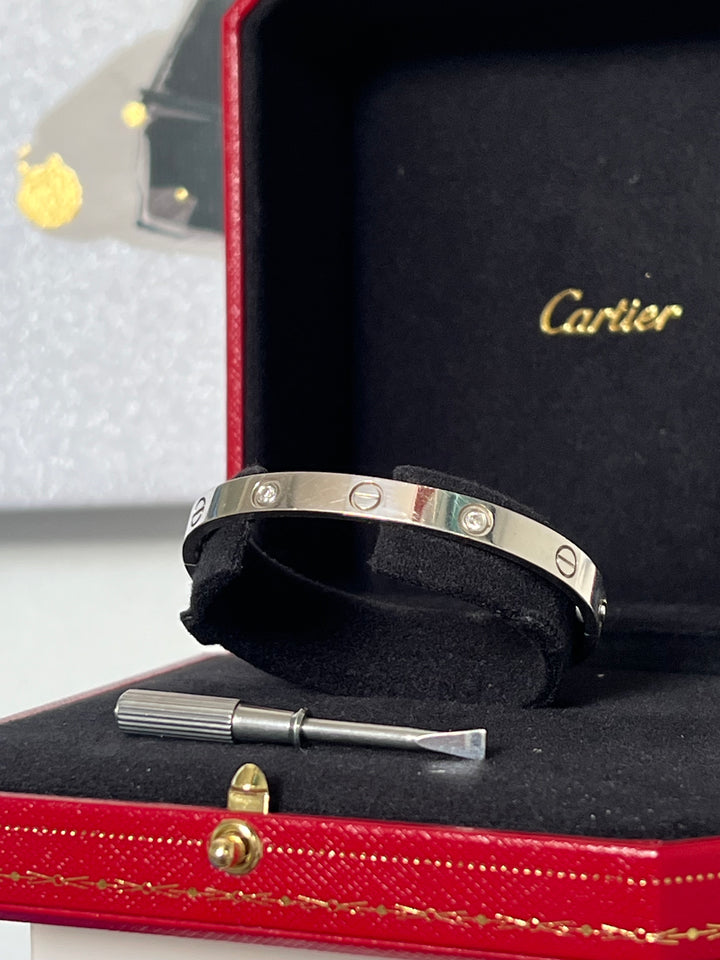 CARTIER 4 DIAMOND 18K WHITE GOLD LOVE BRACELET
