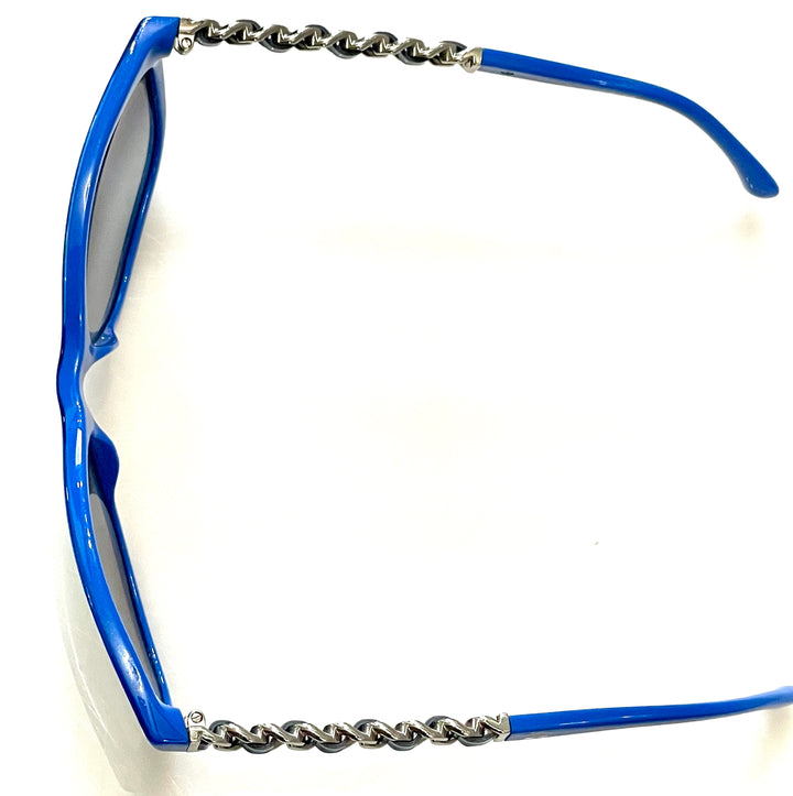 CHANEL 5260Q 1237/S2 CHAIN SUNGLASSES – Caroline's Fashion Luxuries