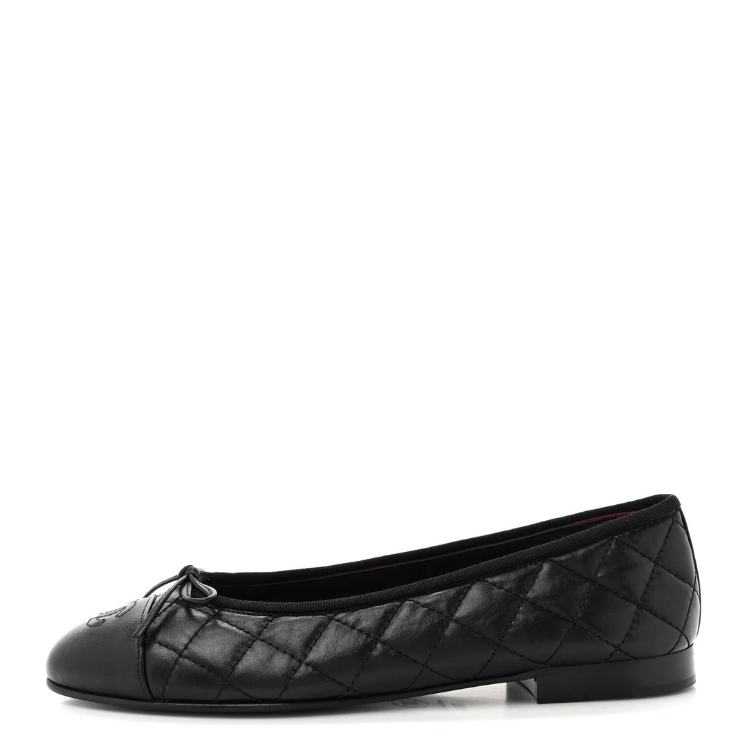 CHANEL CC AGED CALFSKIN QUILTED  LEATHER BALLET FLATS