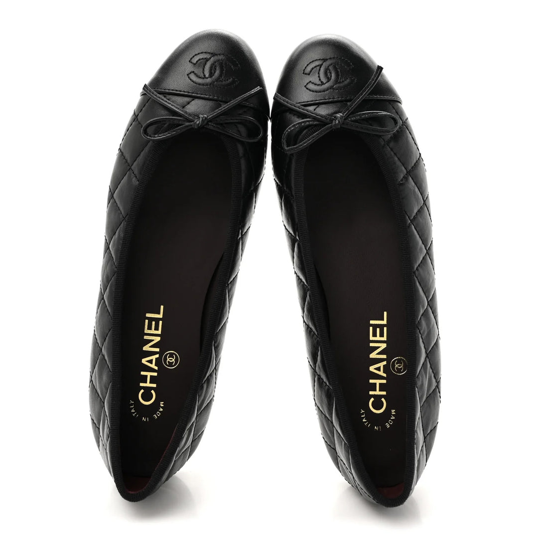 CHANEL CC AGED CALFSKIN QUILTED  LEATHER BALLET FLATS